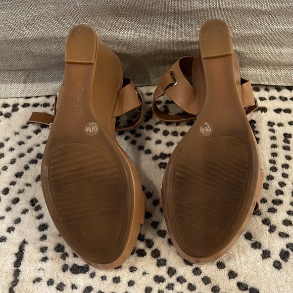 Arturo Chiang AT-Paulline Nude Wedge Heel sz 8M/38 - Picture 10 of 11